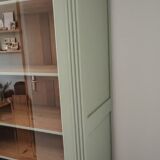 Armoire vitrée parisienne