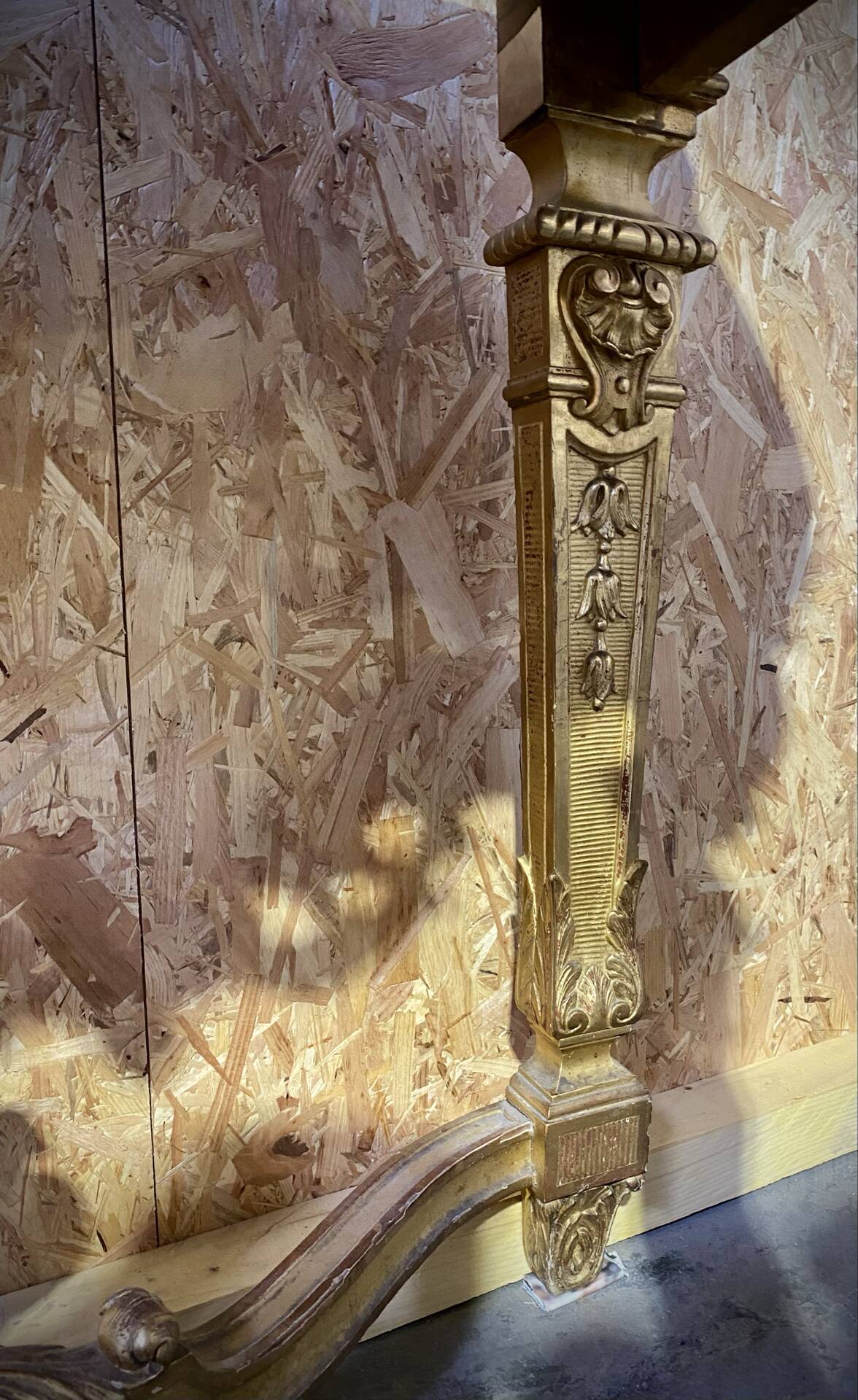 Golden console