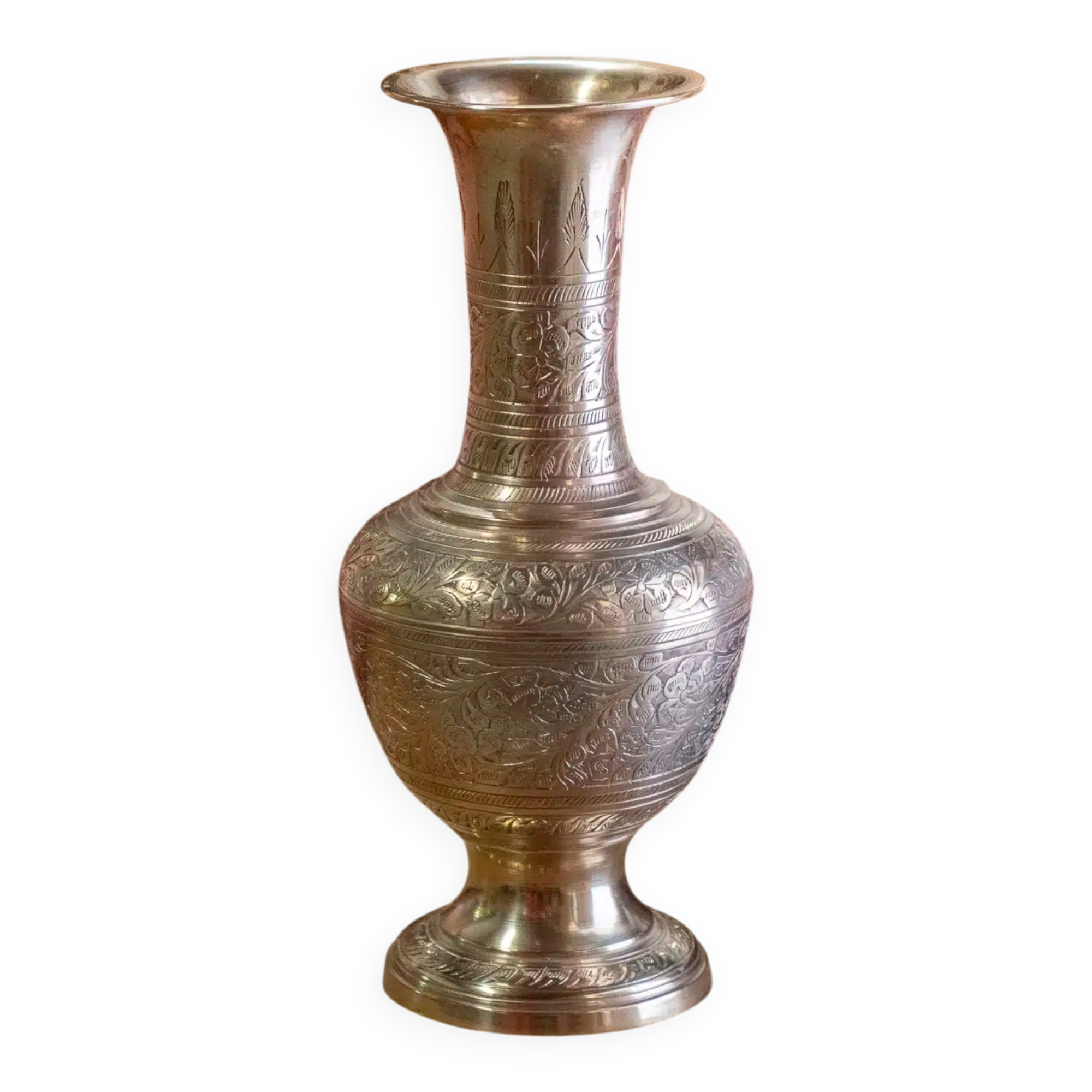Brass vase "Éléonore"