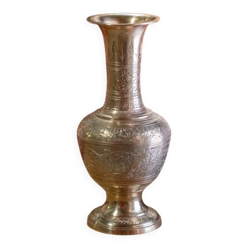 Brass vase "Éléonore"