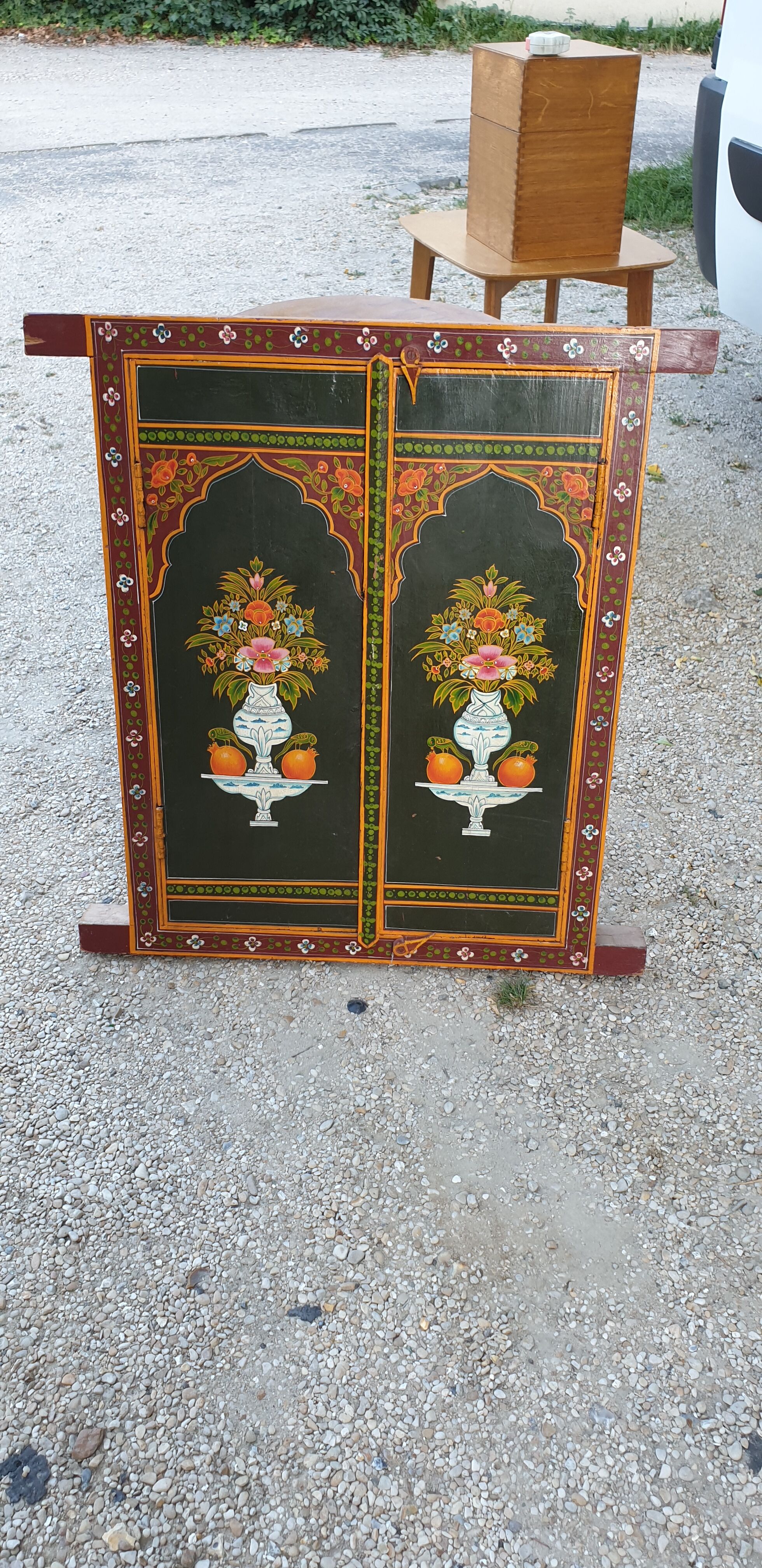 Freehand painted window panel
