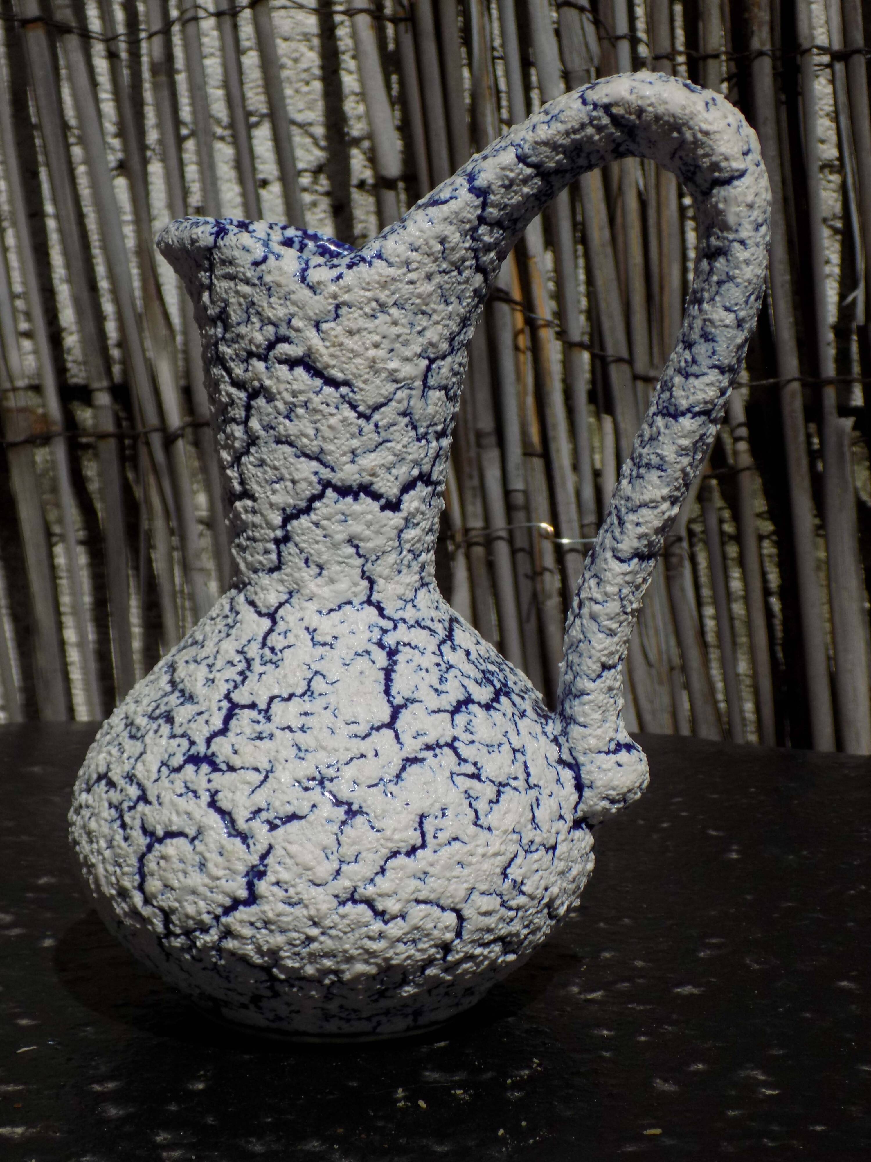 Petit vase bleu et blanc