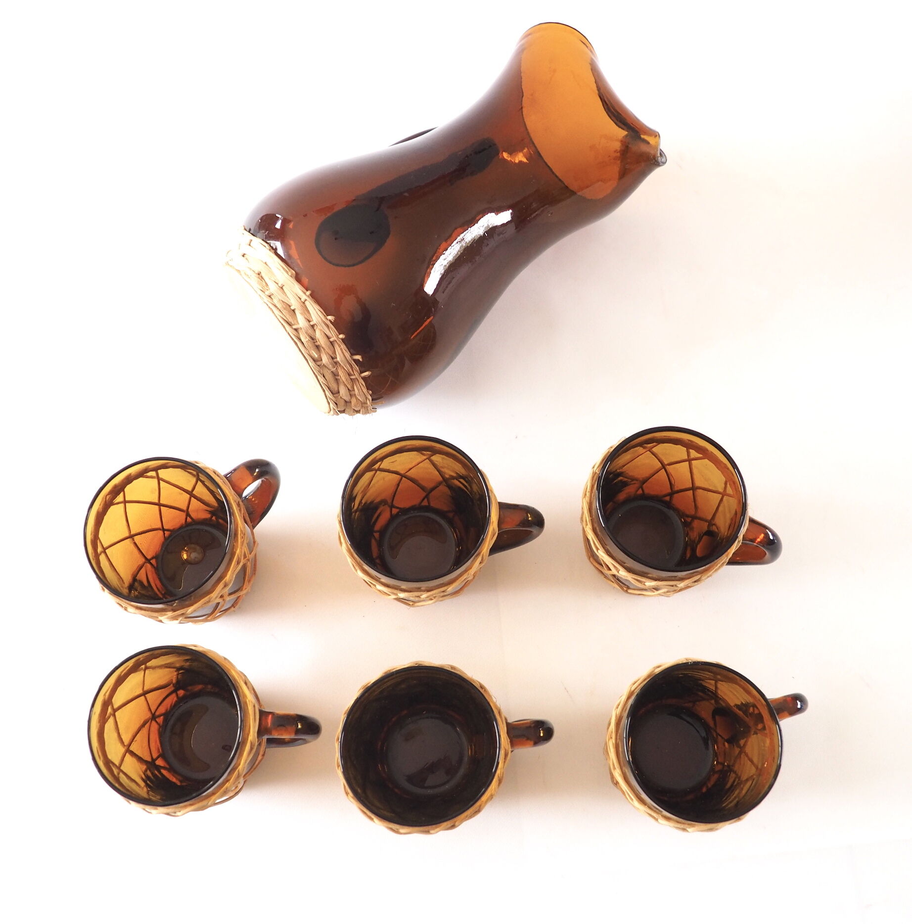 Amber glass and rattan service