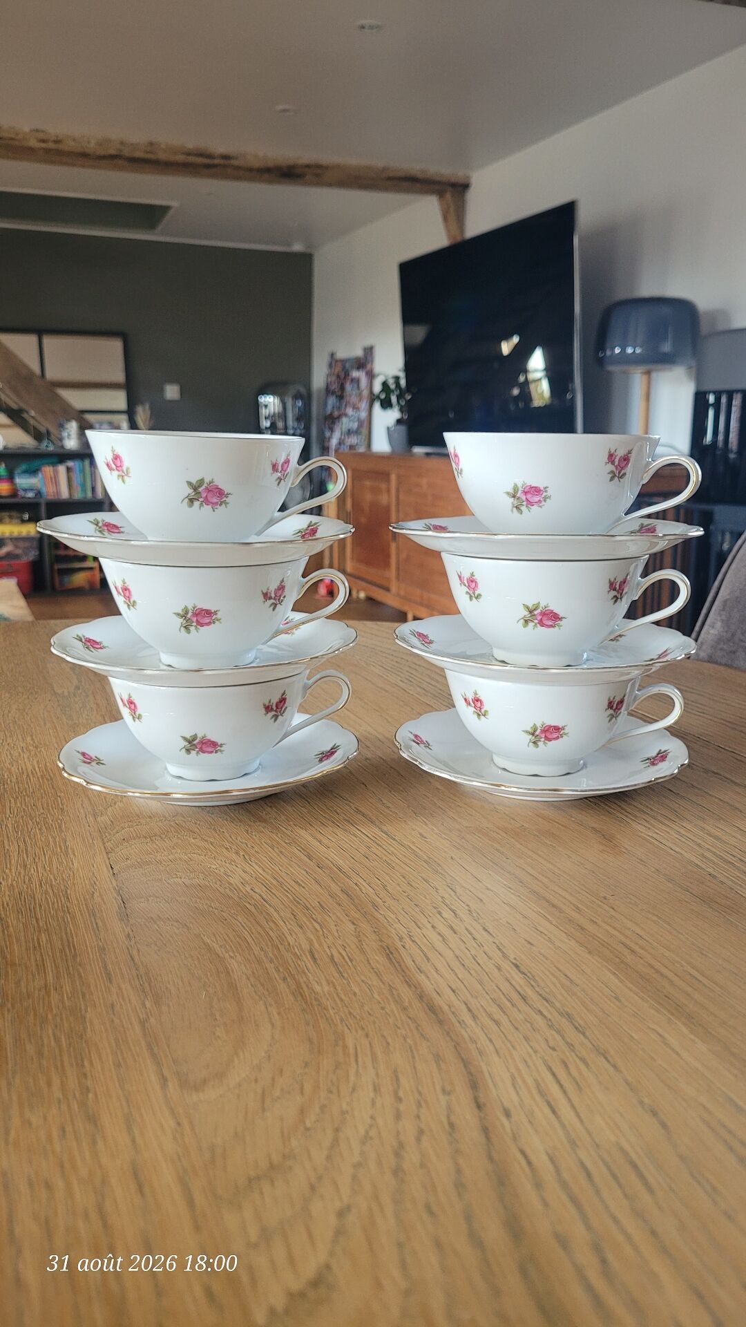 6 vintage cups and saucers Seltmann Weiden Bavaria Model Nora