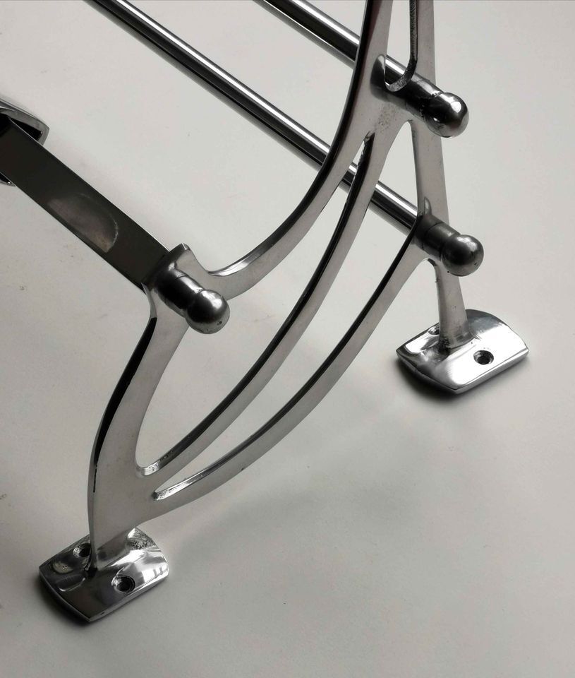 Art déco coat holder