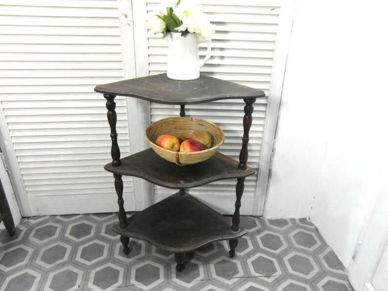 Wooden corner shelf, vintage