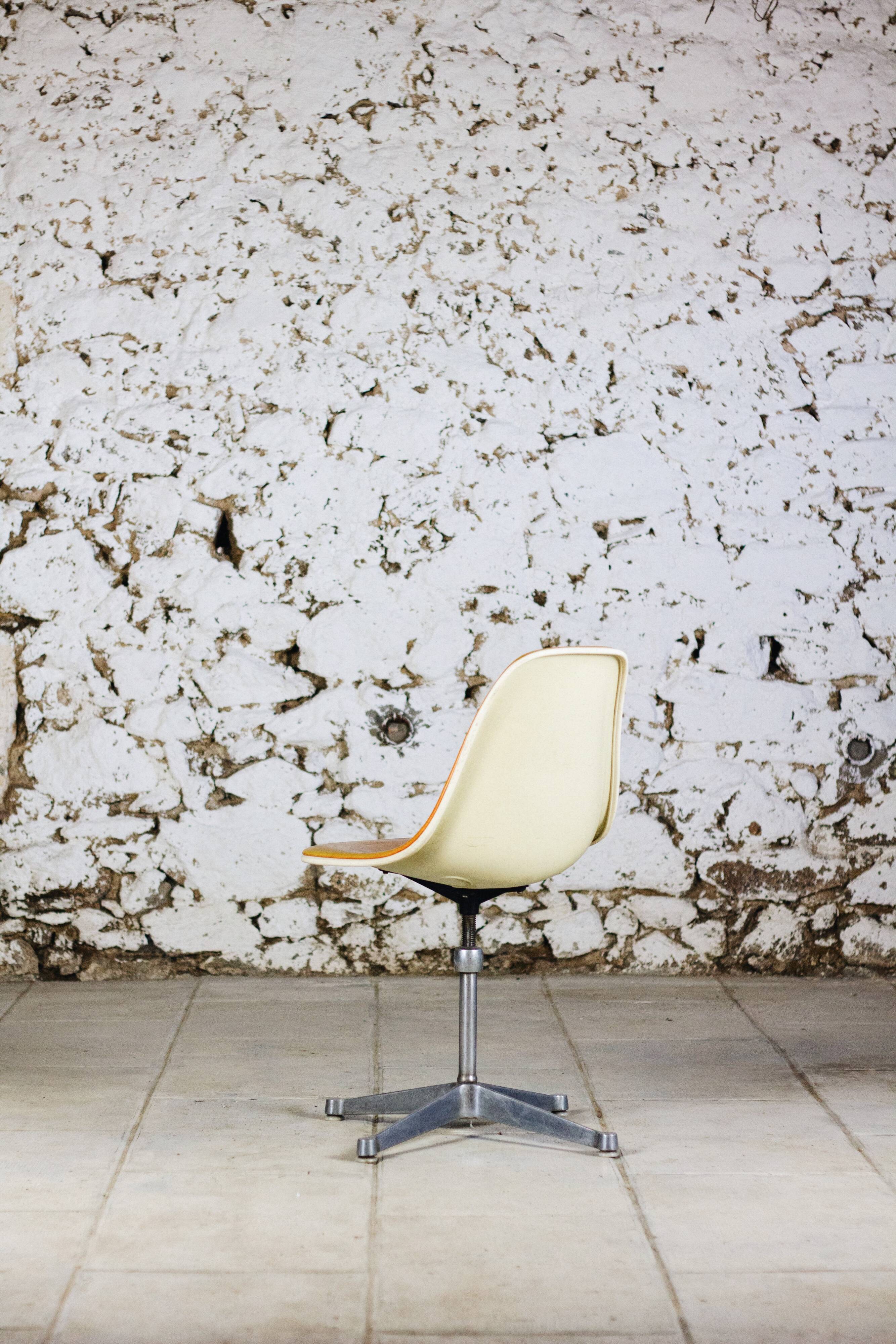 Eames office chair for Herman Miller, 1960