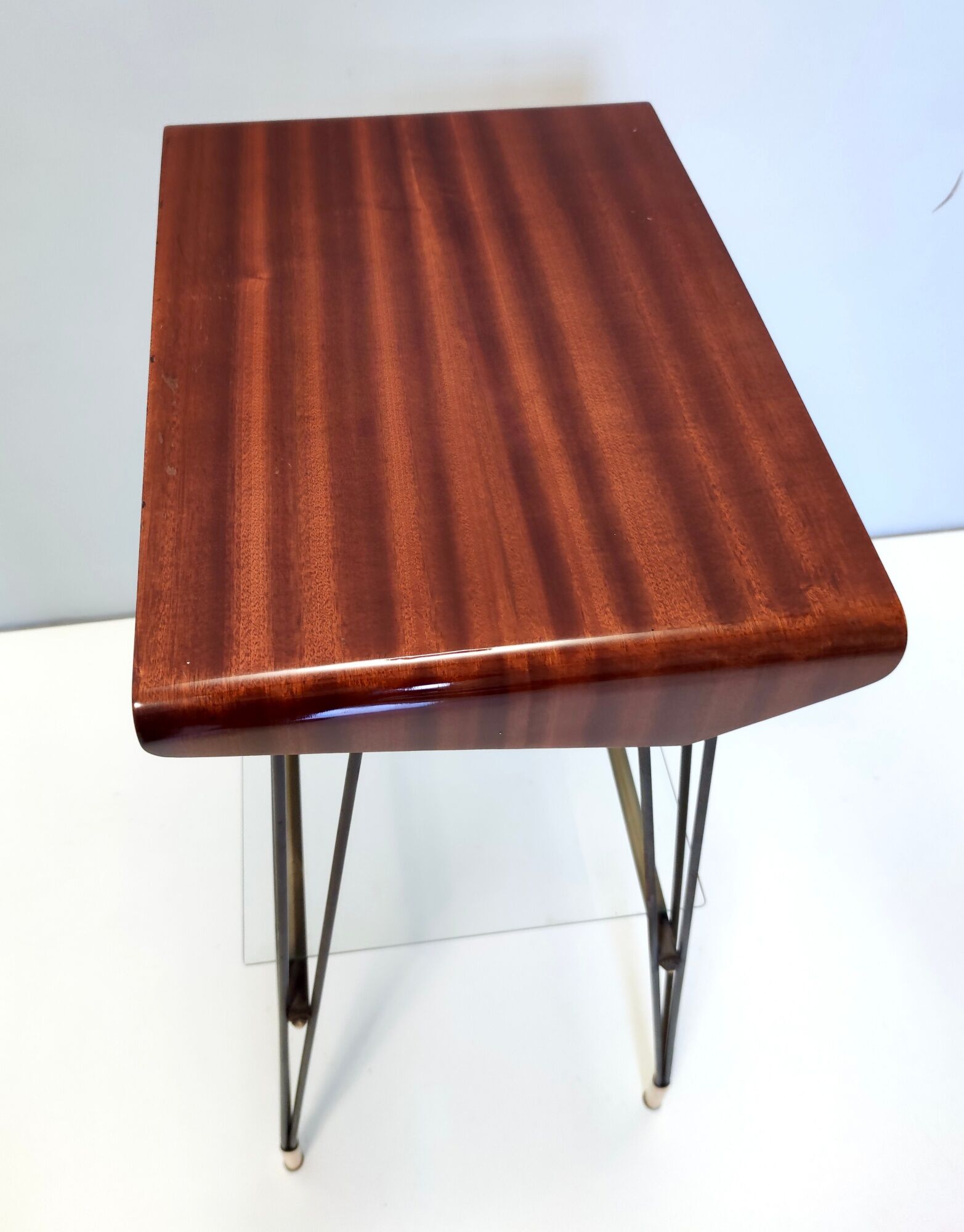 Vintage tv stand/ side table with an ebonized beech top and an iron frame, italy