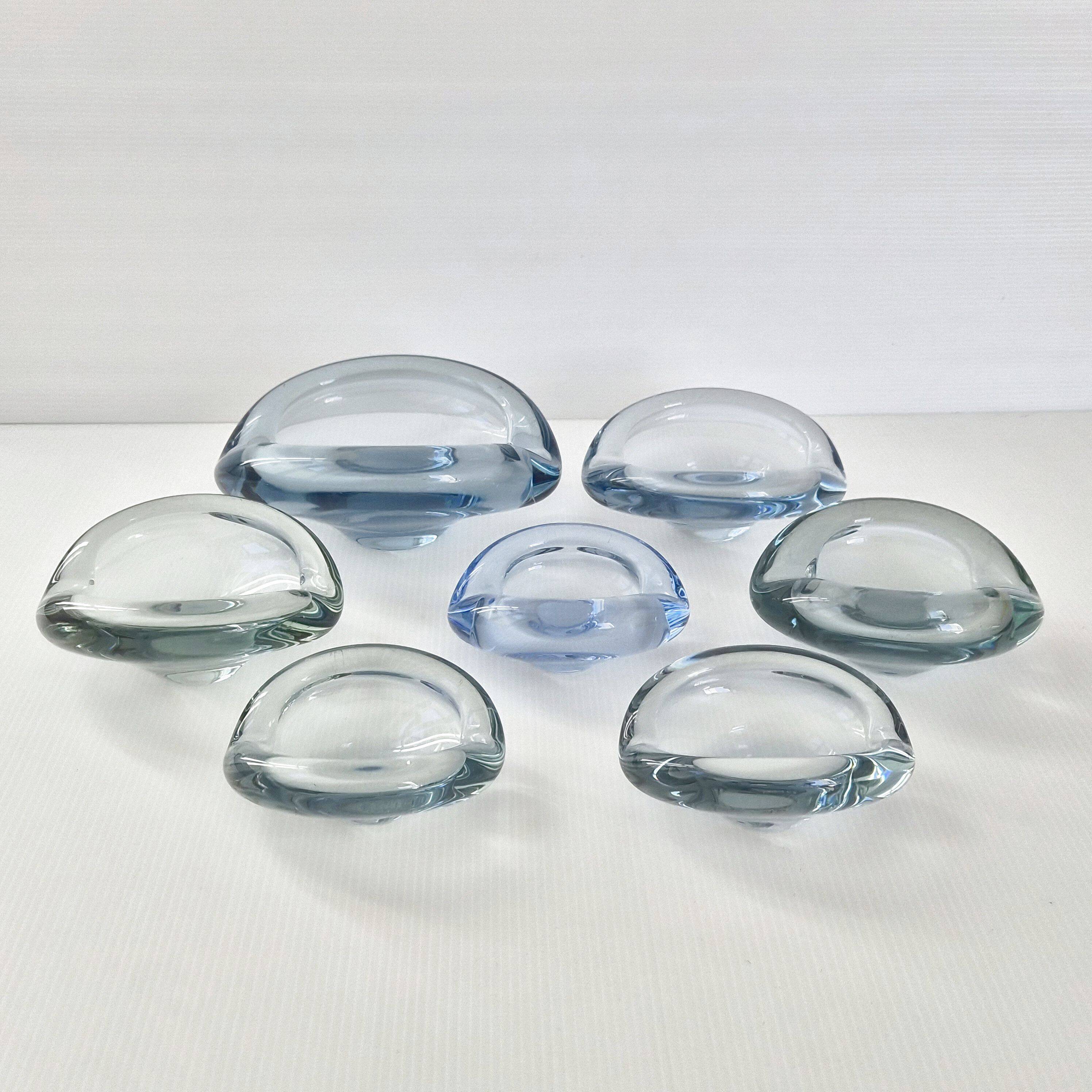 Set of 7 vintage Akva ashtrays by Per Lükten for Holmegaard 1950.