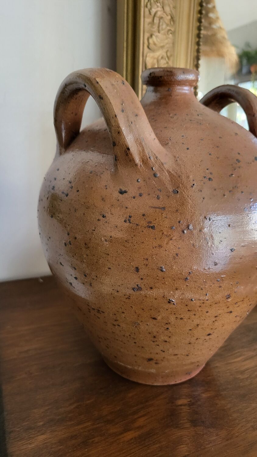 Sandstone jar