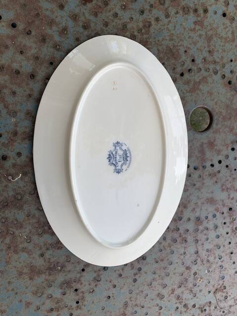 Large earthenware serving dish, cartridge model, sarreguemines, U & C, made in France, earthenware