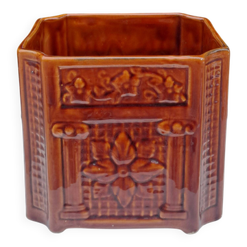 Vintage earthenware cache-pot