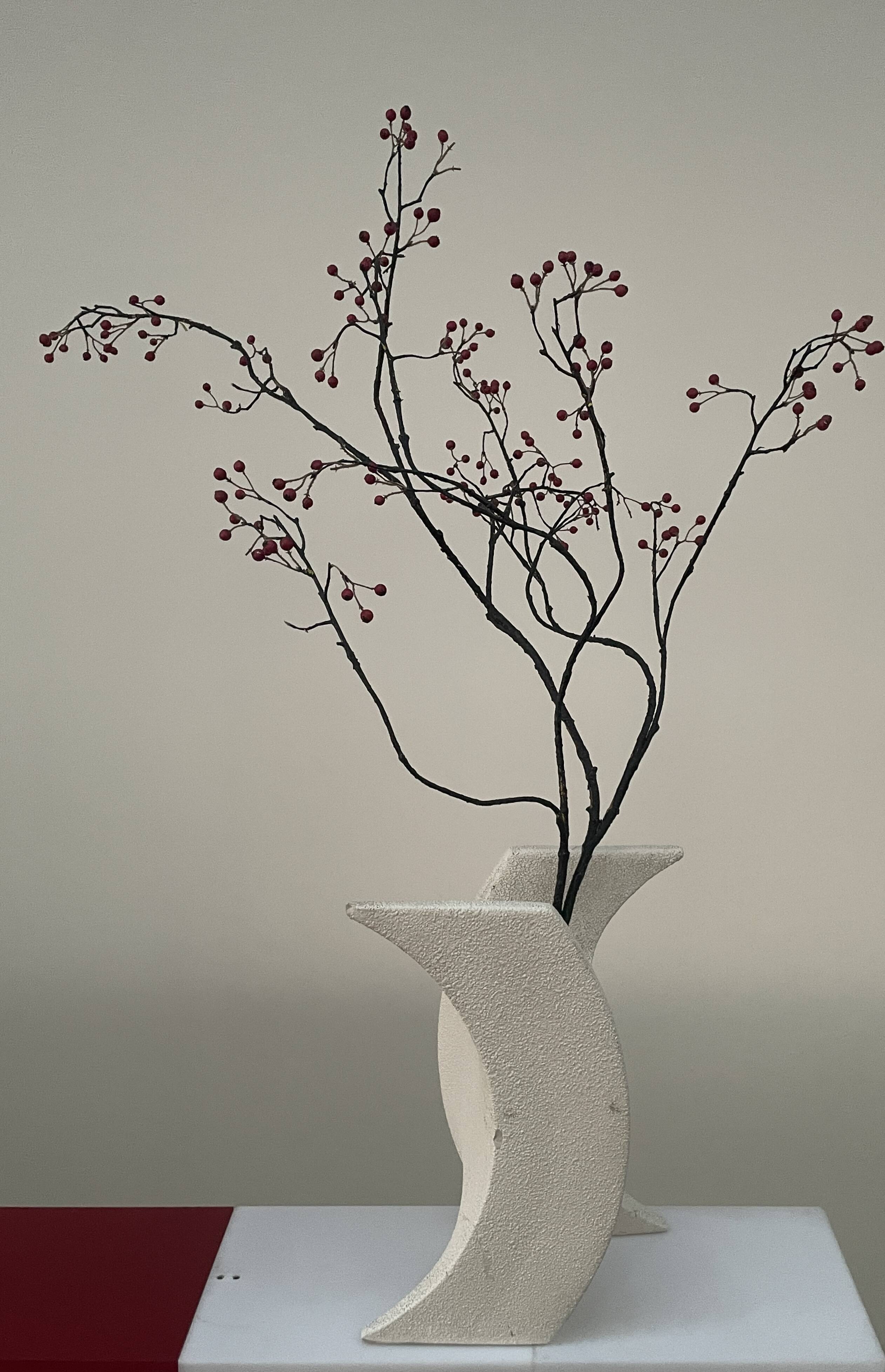 white vase Sculptural Wave -Ceramic - Roberto Rigon - Italy - 1960-70