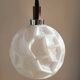 Lampe à suspension vintage, vermoedelijk Peill & Putzler, verre opalin avec relief