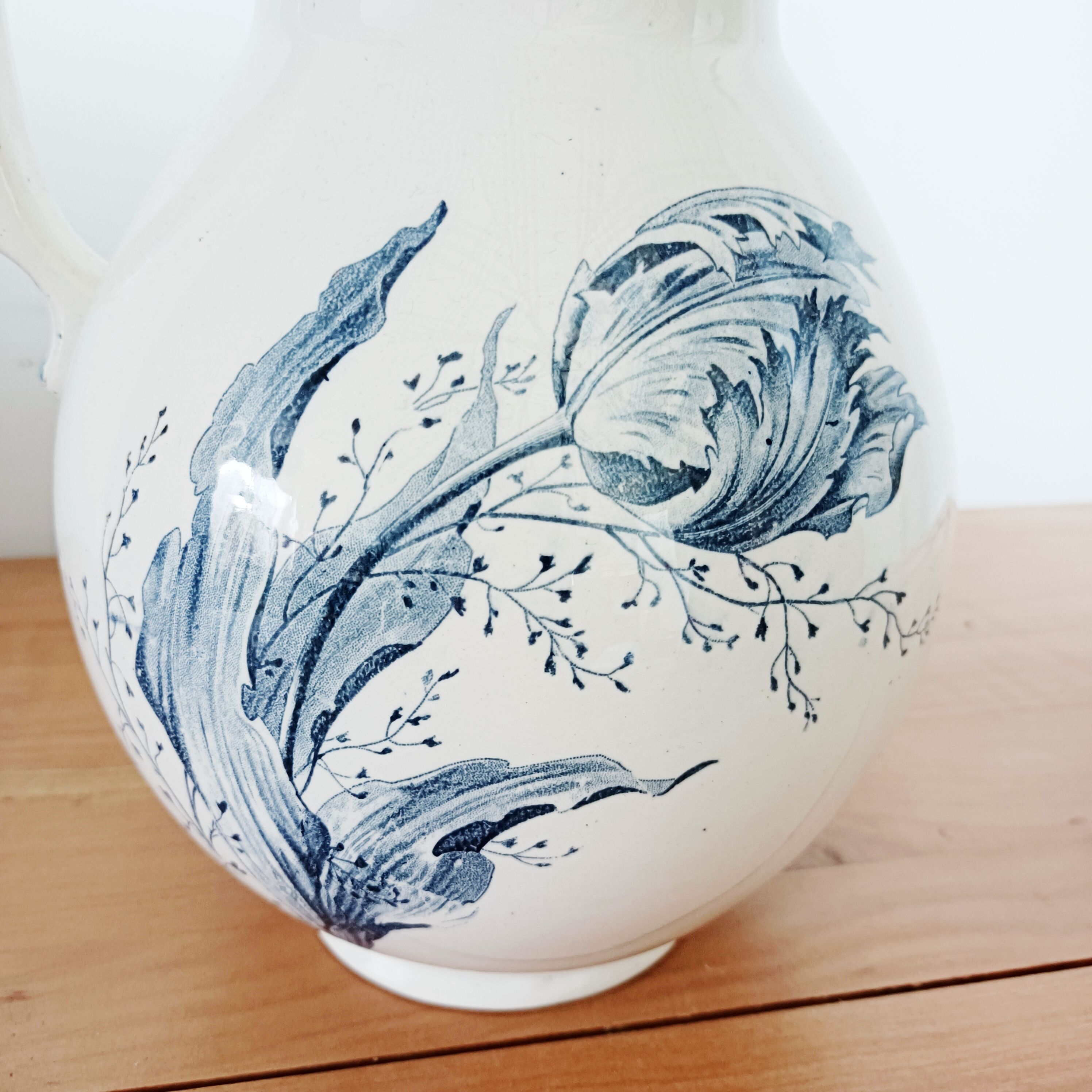 Broc de toilette / vase Sarreguemines tulips