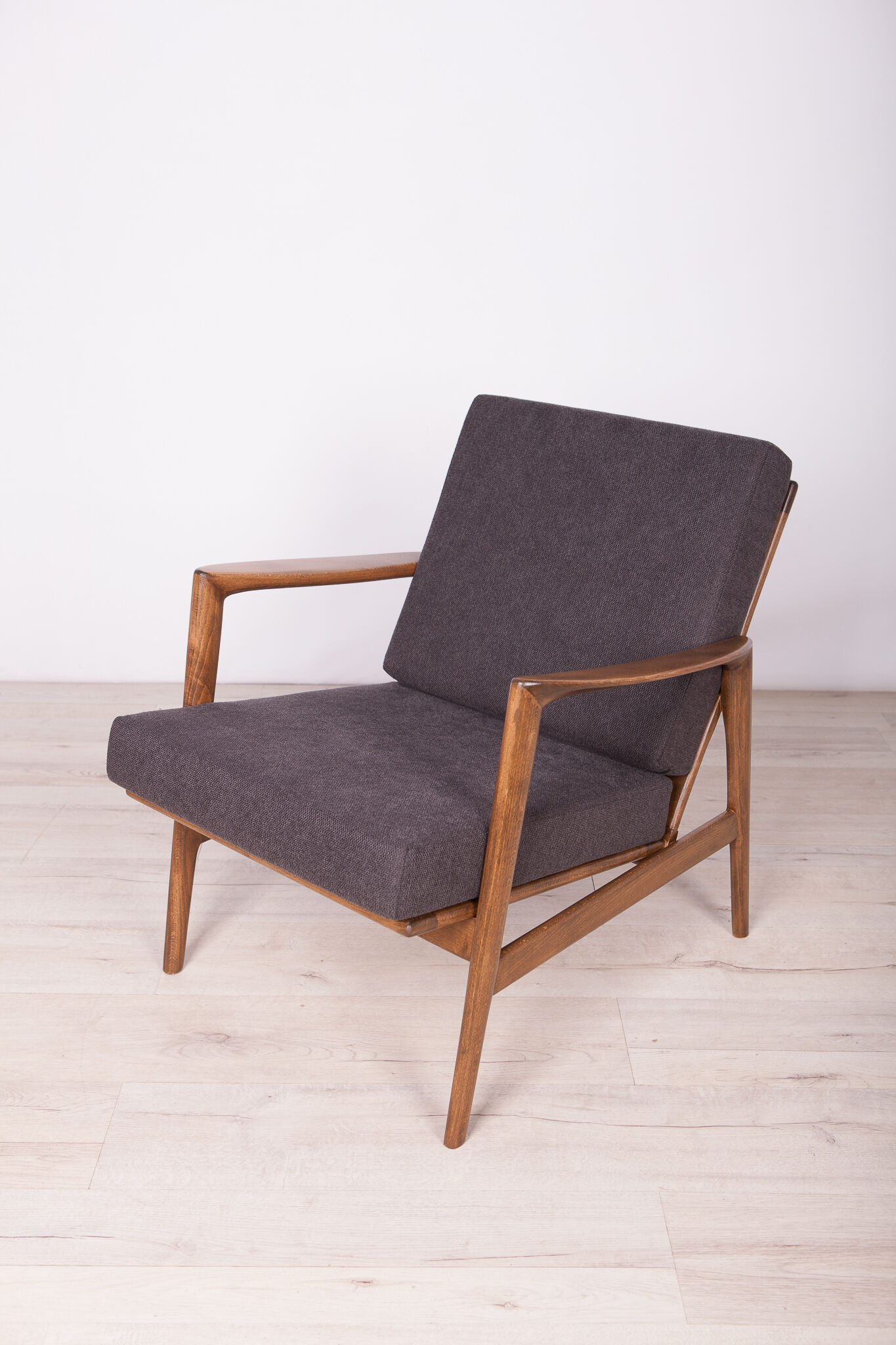 Model 300-139 Armchairs from Swarzędzka, 1960s, Set of 2