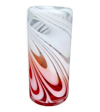 Vase en verre moderne soufflé à la main du milieu du siècle « Vase en verre flamme