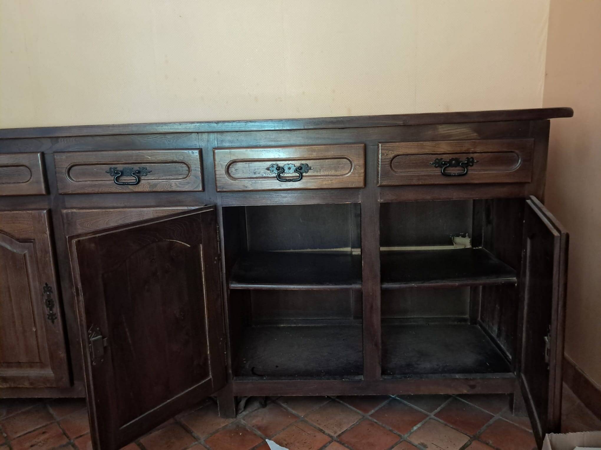Buffet rustique pour gites et maisons de campagne