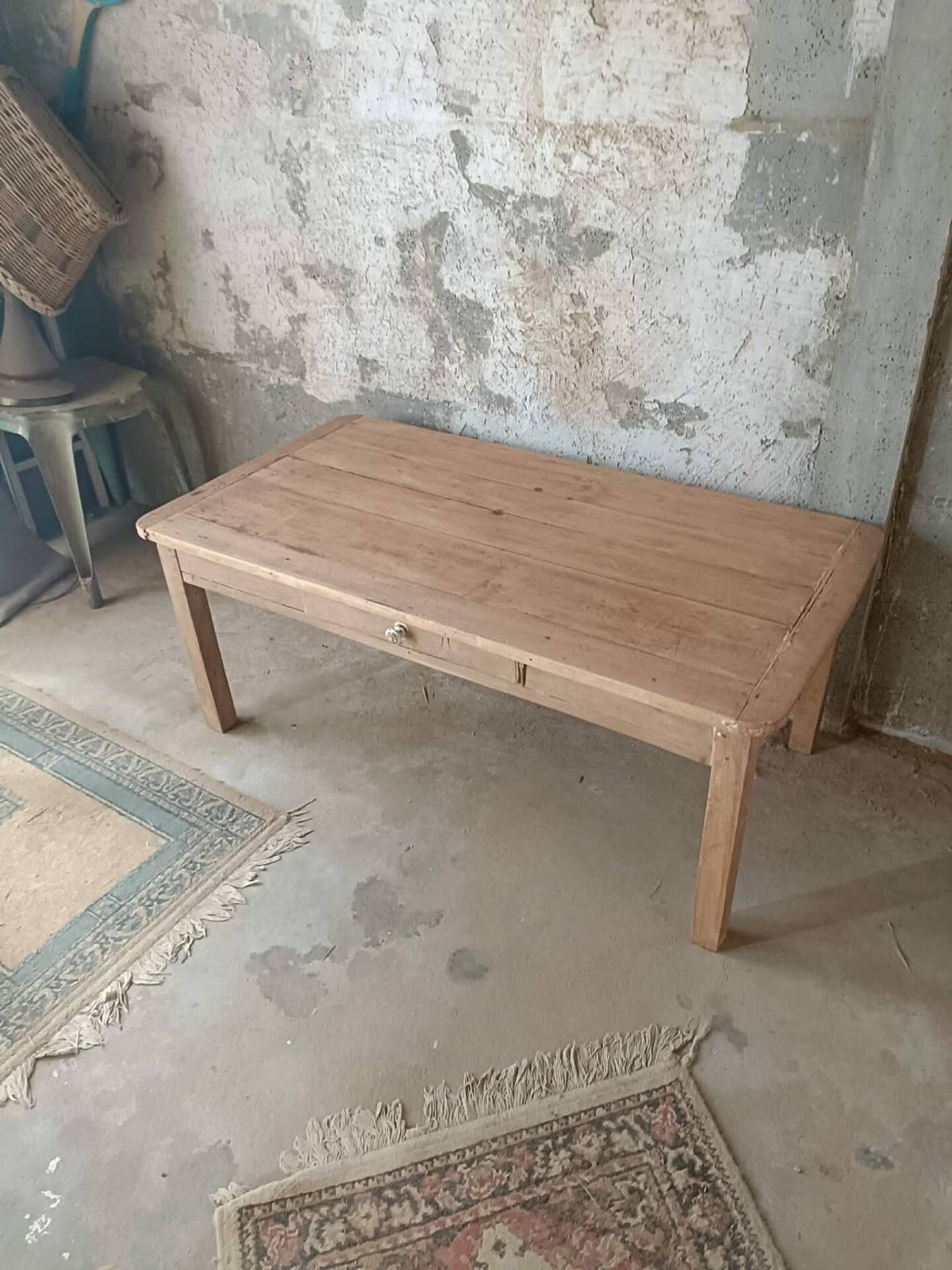 Table basse de ferme