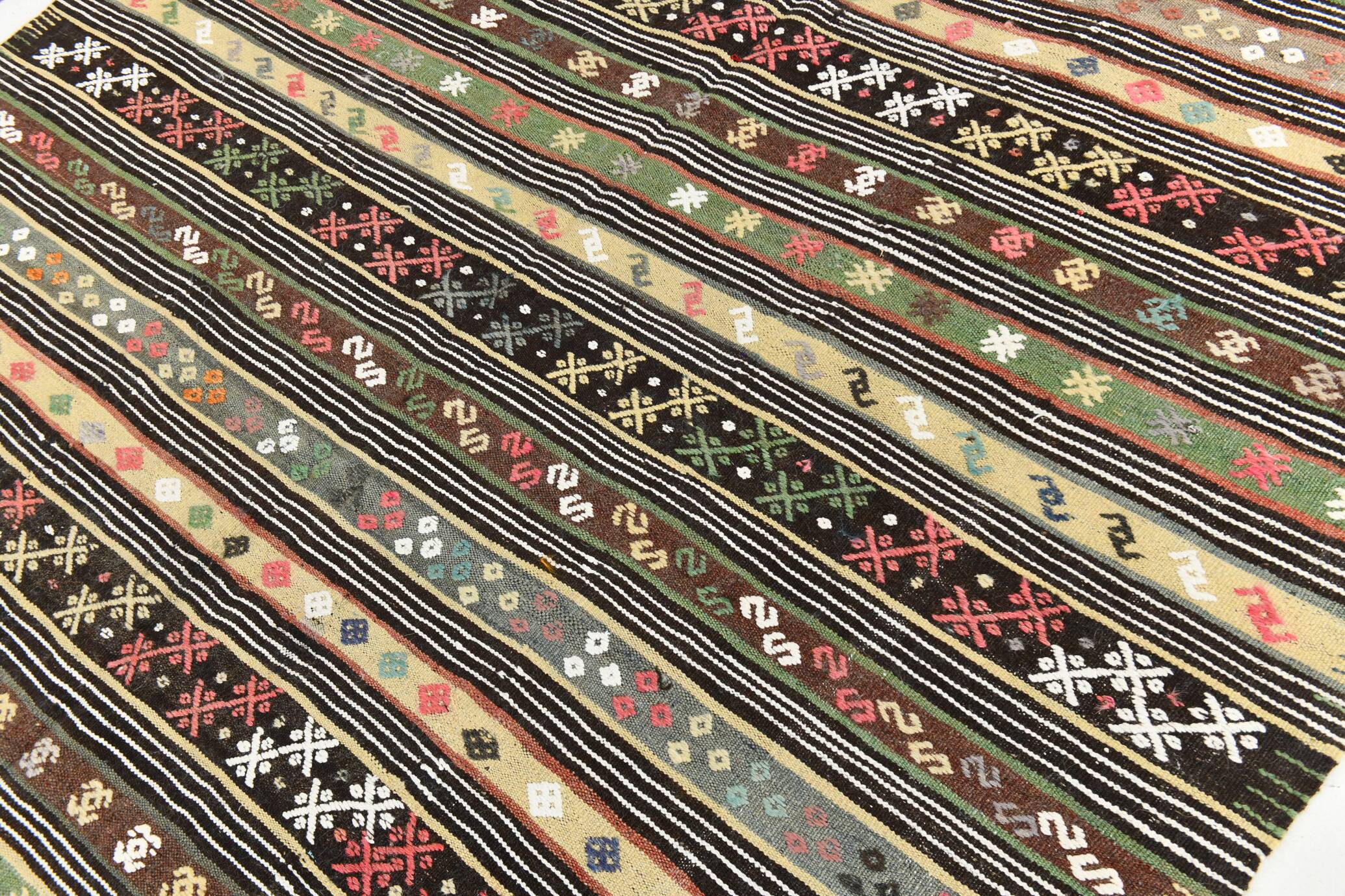 7x10 Ethnic Patterned Rug, 202x304Cm Wool Vintage Kilim Rug