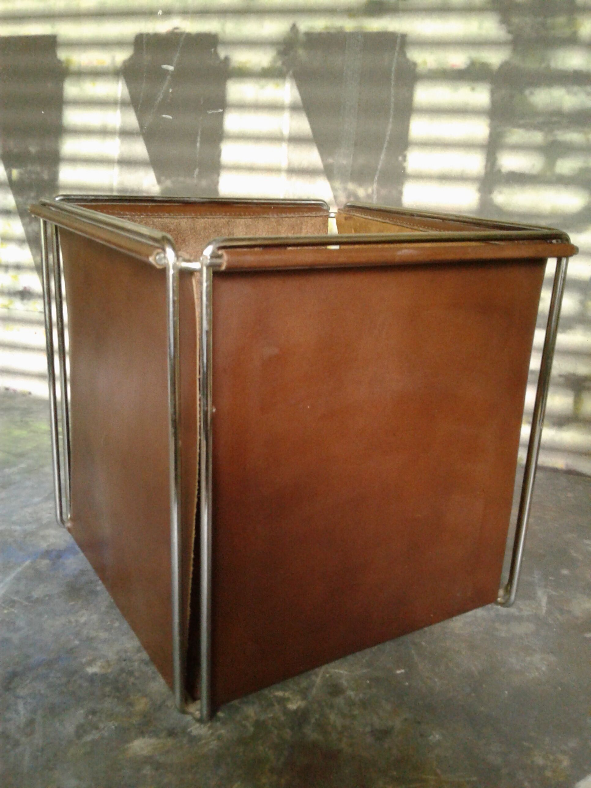 Wastepaper basket