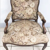 Louis XV vintage cabriolet armchair "à la Reine", 18th century