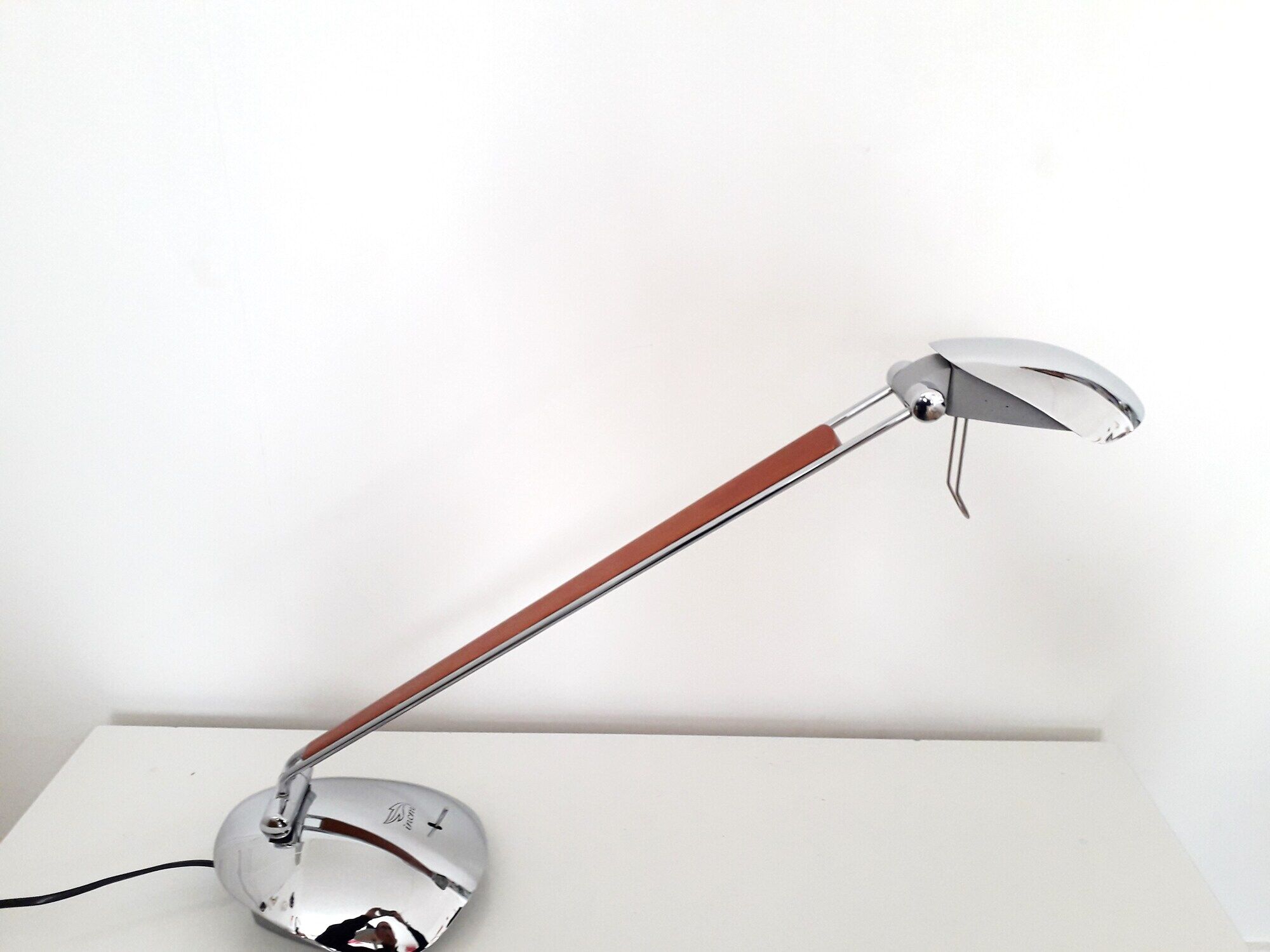 Desk lamp - incm , elea- contemporary design - chrome metal & wood - 1990