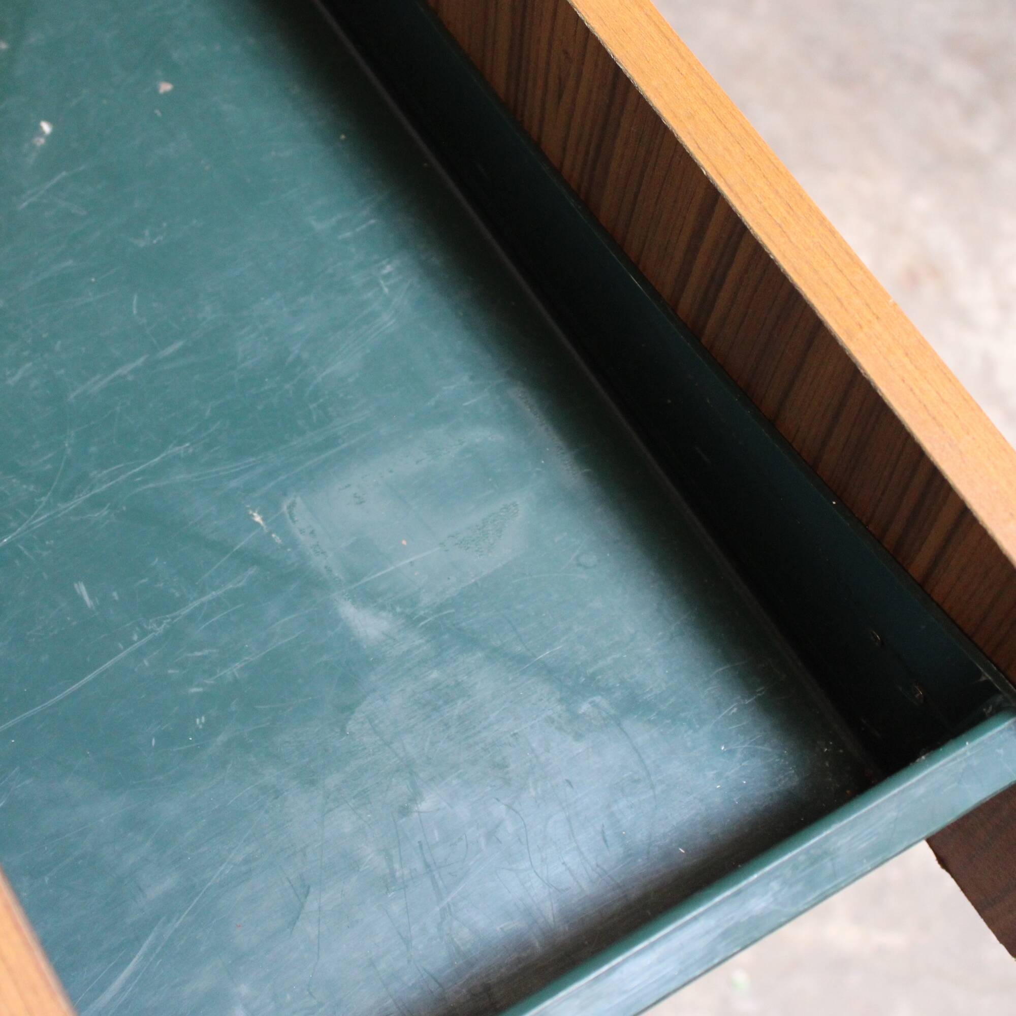Vintage "664" chest of drawers by Pierre Guariche for Meurop 1965