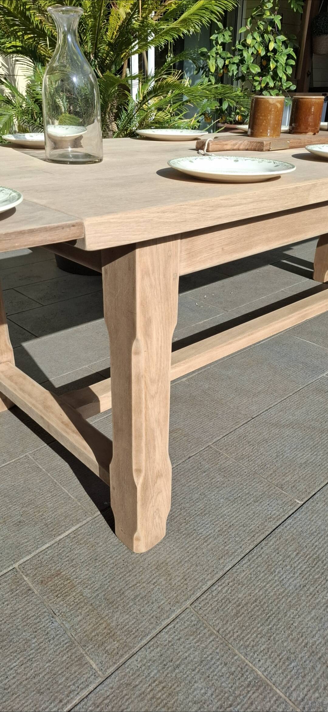 Table de ferme rénovée