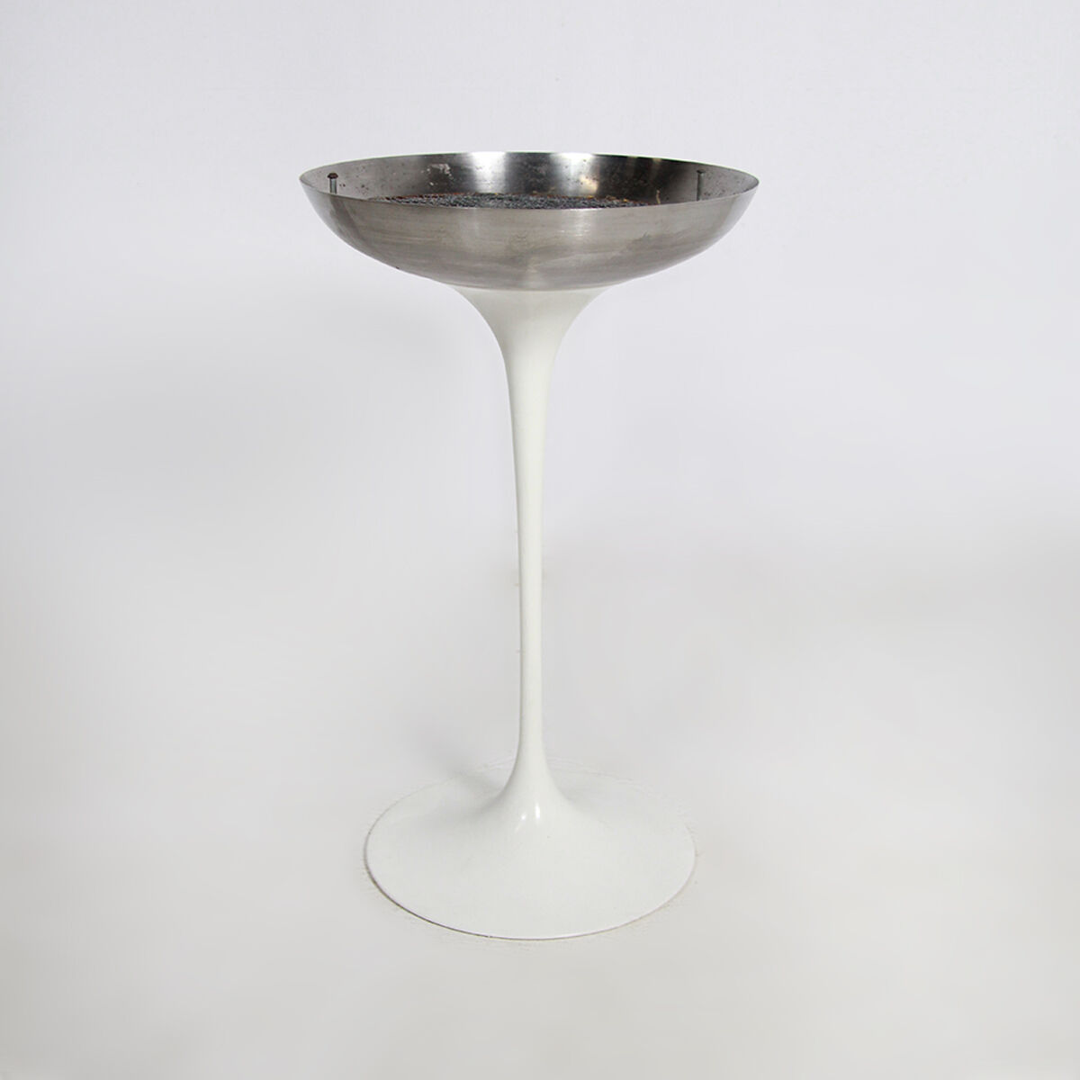 Standing ashtray model "Tulip" Eero Saarinen - Knoll International Edition