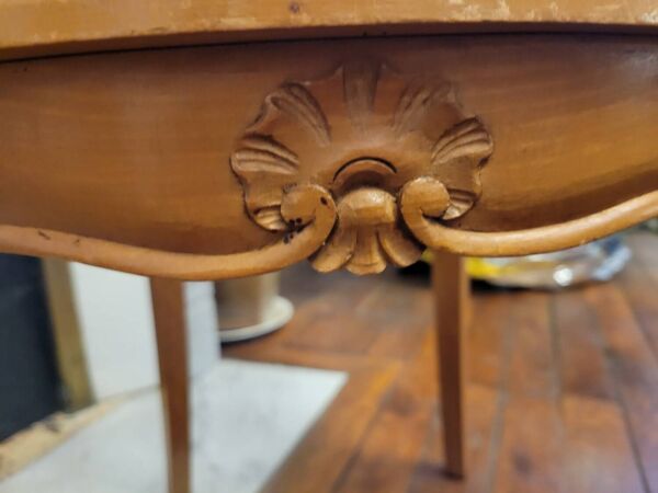 Fauteuil Louis XV en bois et cannage