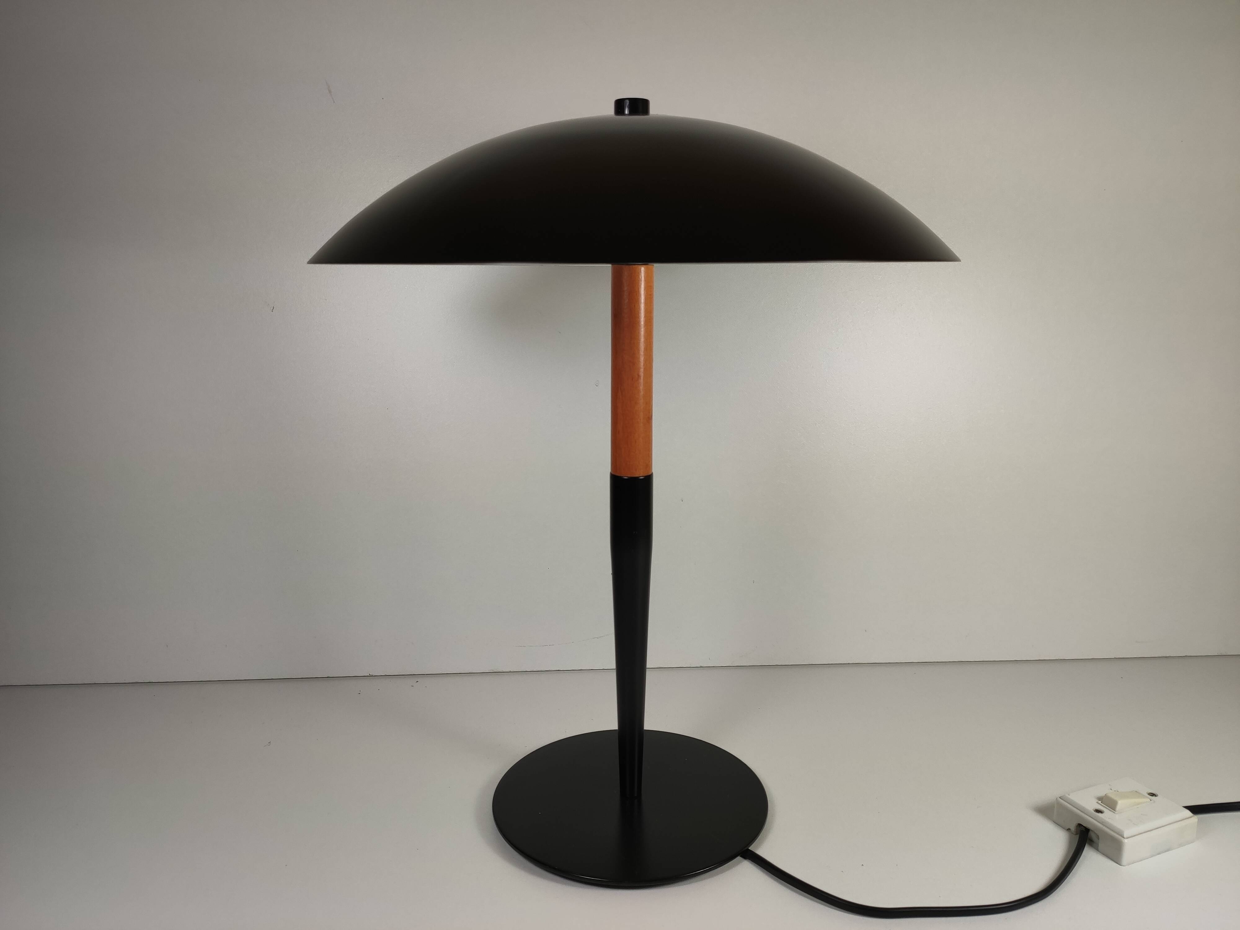 Black mushroom lamp Aluminor years 80