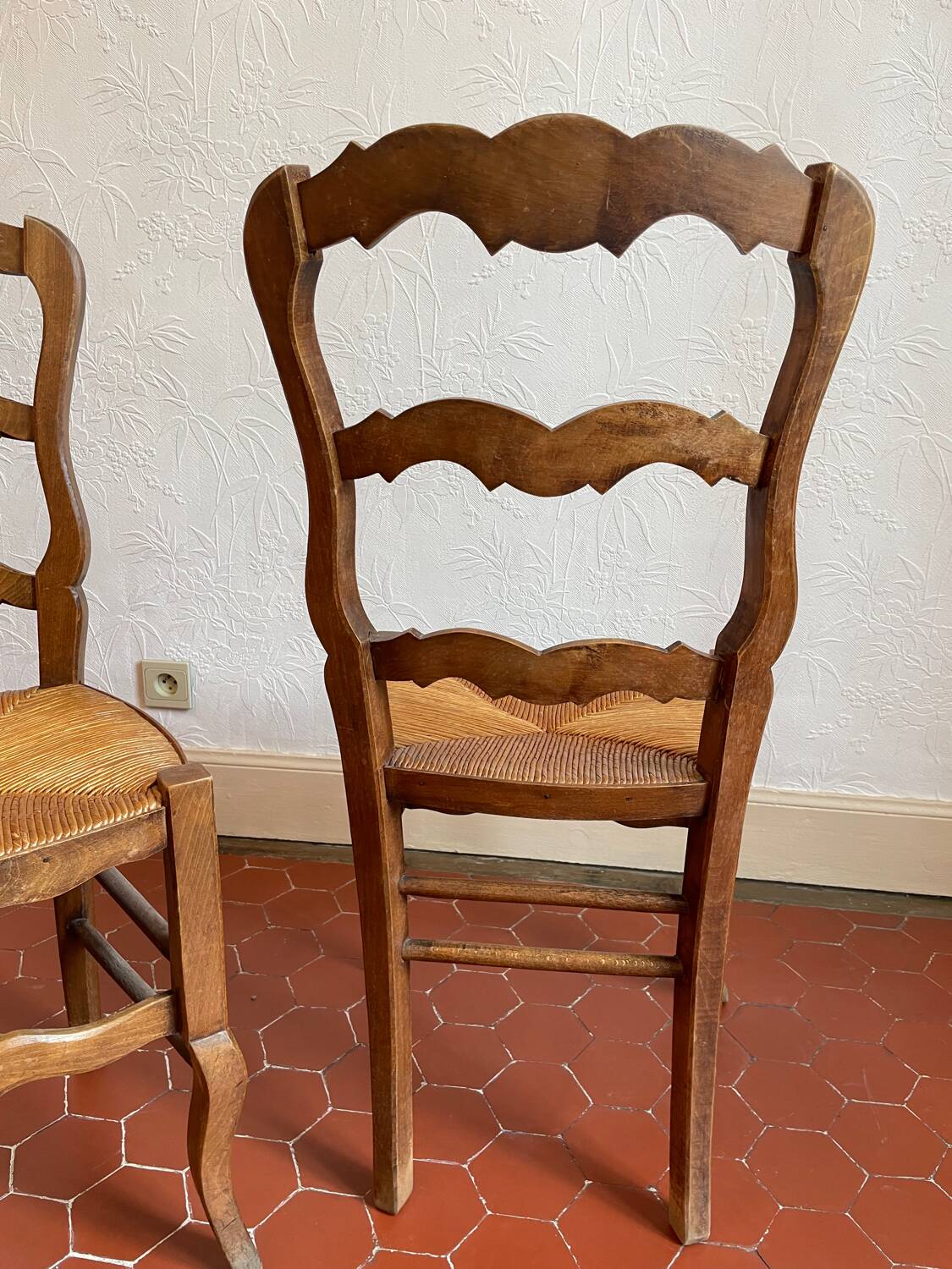 Pair of oak chairs
