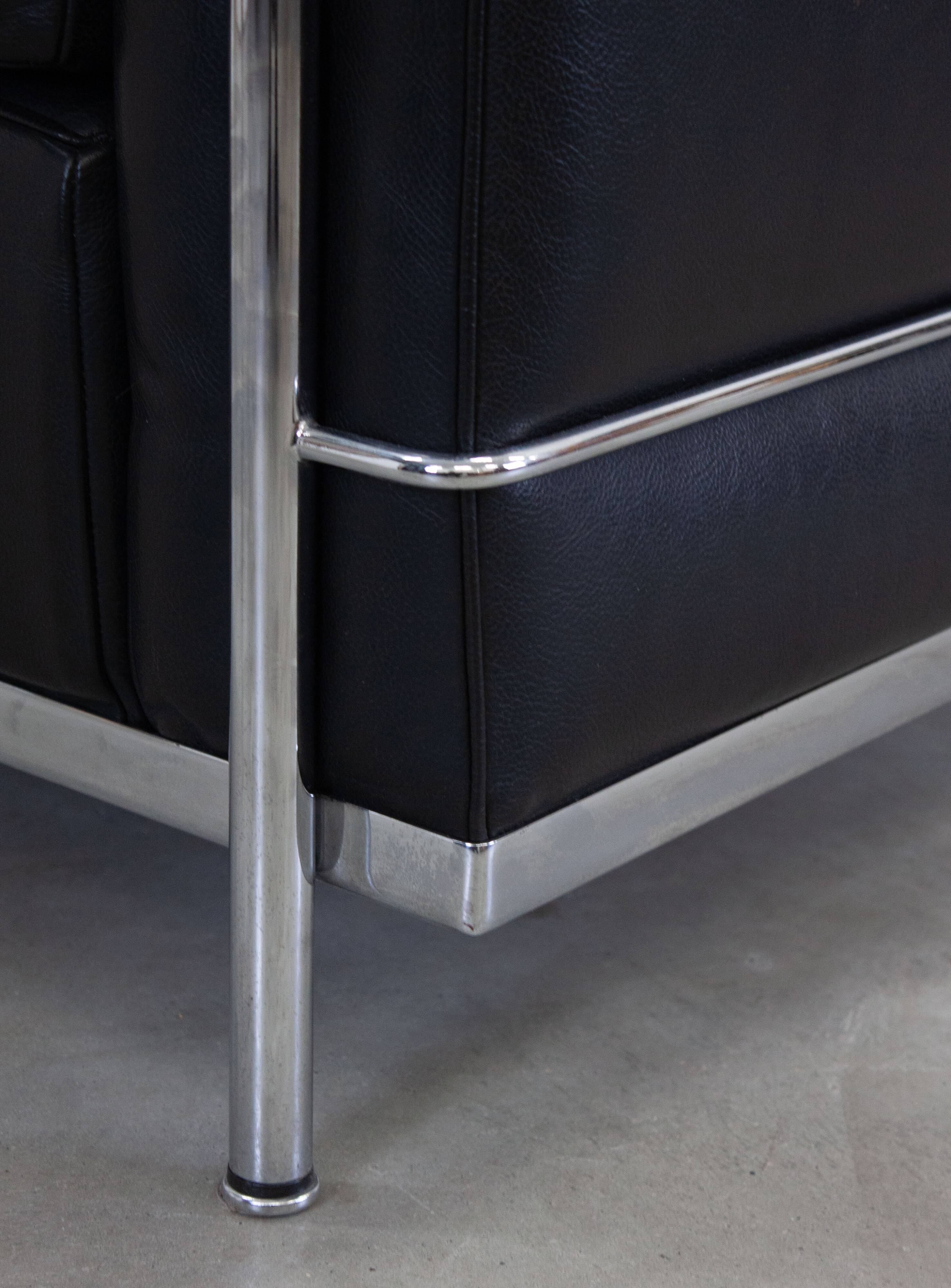 Chaise longue Cassina LC2 par Le Corbusier (Noir)
