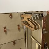“MallePlume Paris” cabin trunk