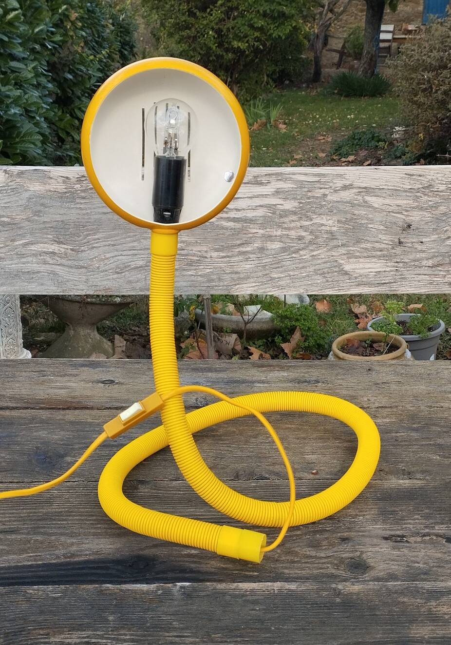 Yellow snake lamp