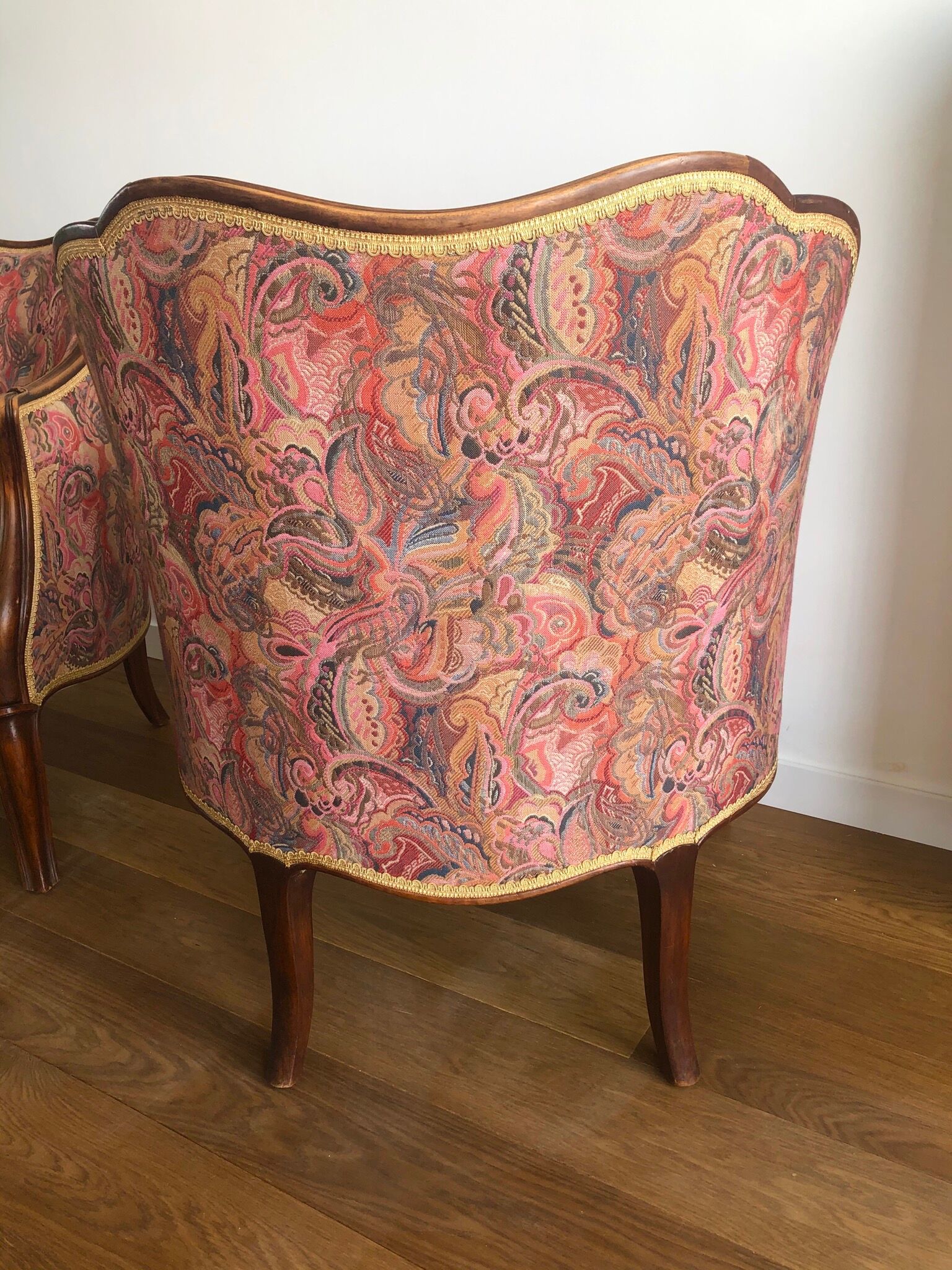 Pair of shepherdesses