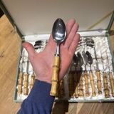 24-piece bamboo cutlery set