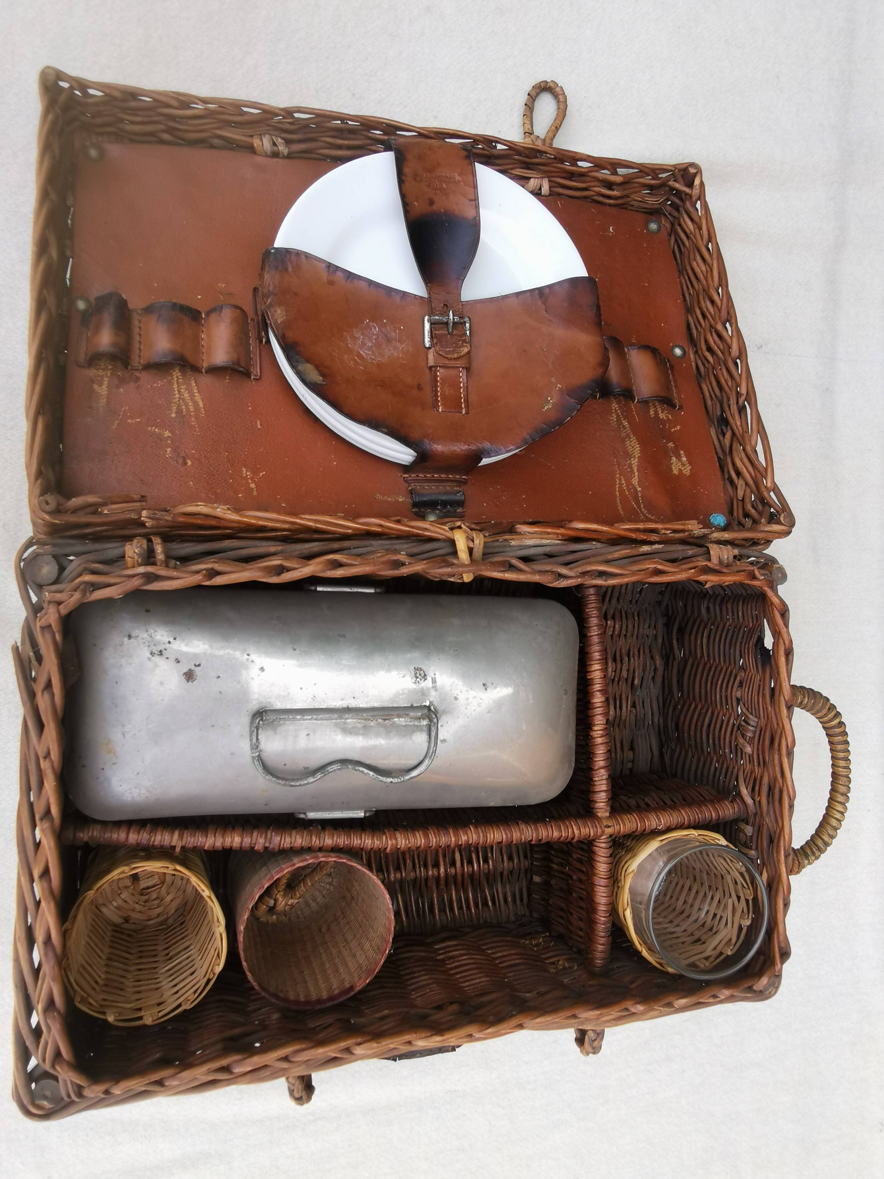 Vintage picnic basket