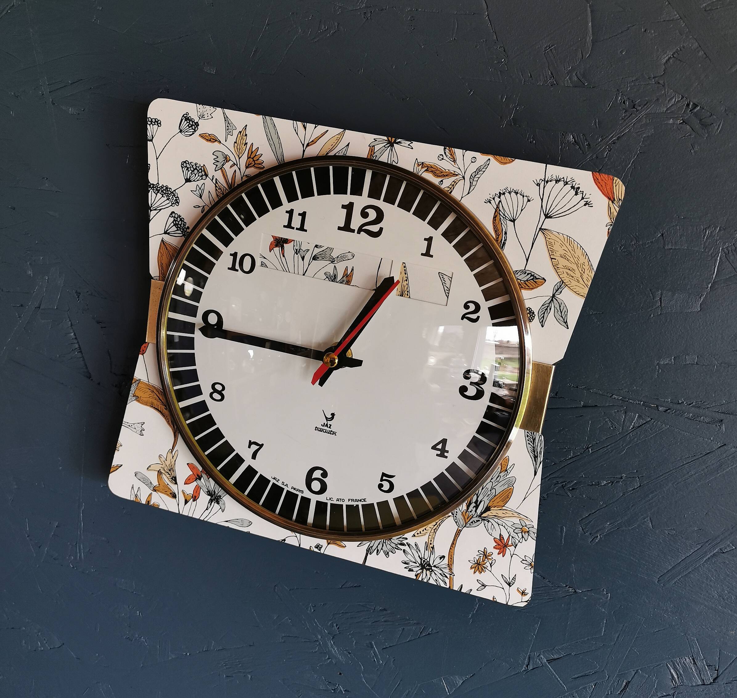 Vintage formica clock silent wall pendulum 60s "Jaz flowers"