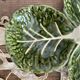 Plat serviteur en barbotine feuilles de chou