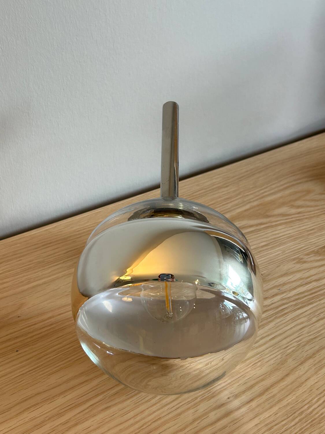 Vintage ball wall lamp