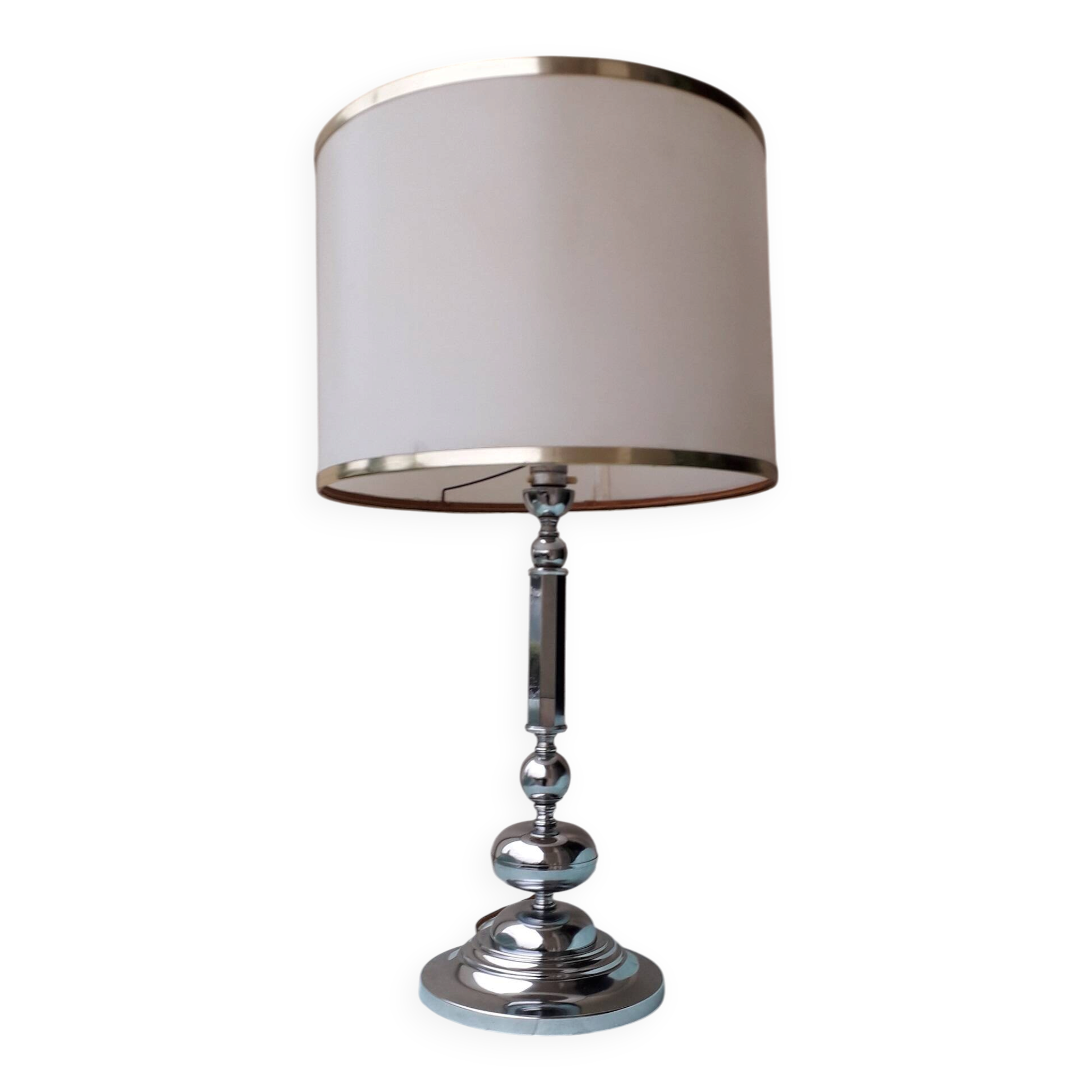Lampe en métal chromé