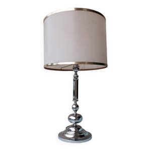 lampe en métal chromé