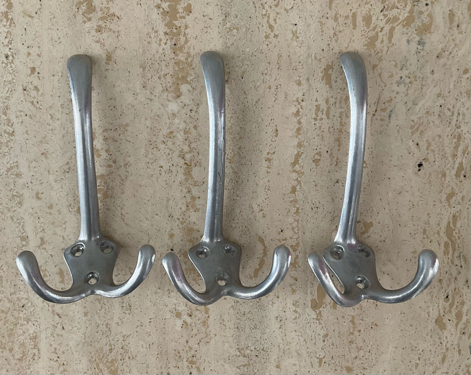 Series of 3 hooks from the 50s-60s in cast aluminum