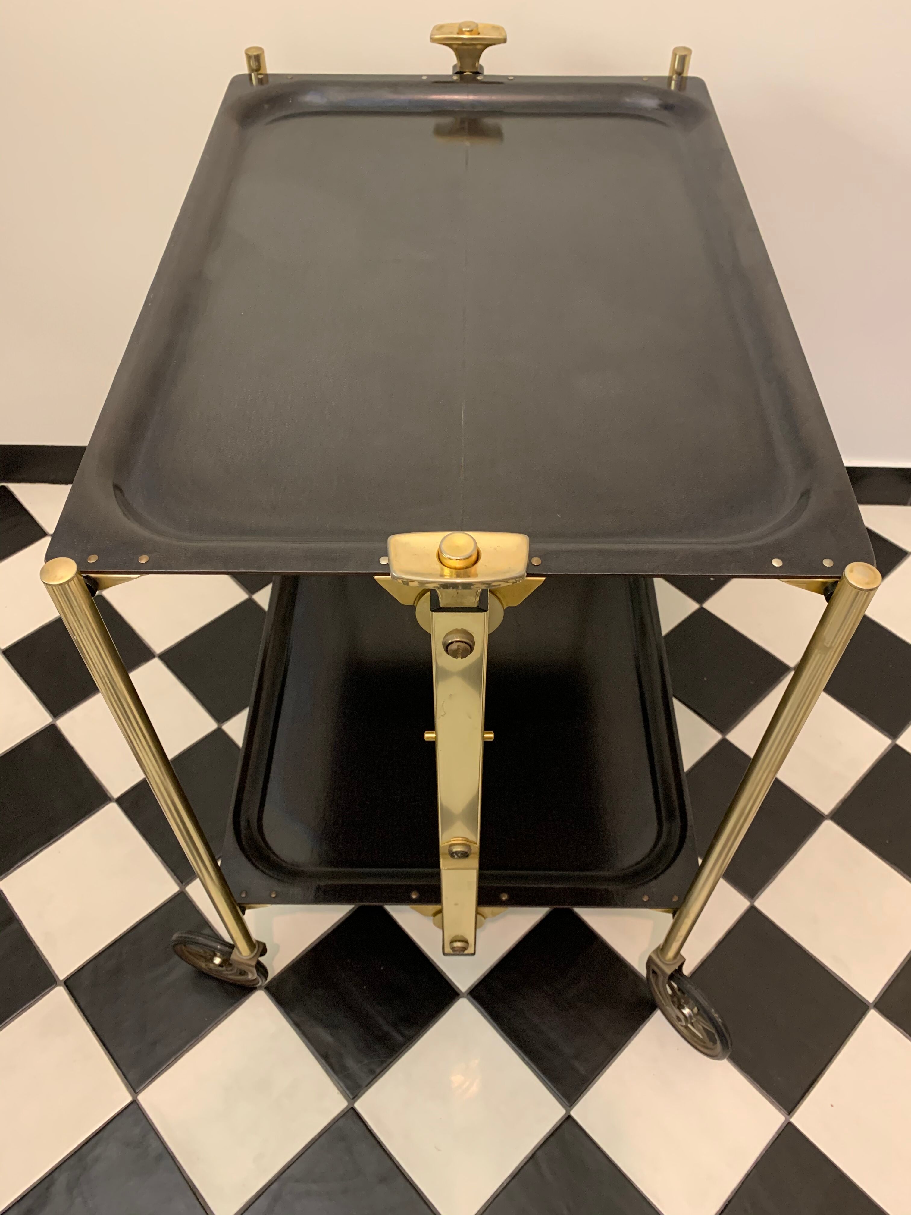 Textable vintage dessert side table