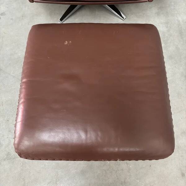 De Sede DS31 lounge chair with ottoman, Switzerland 1970s