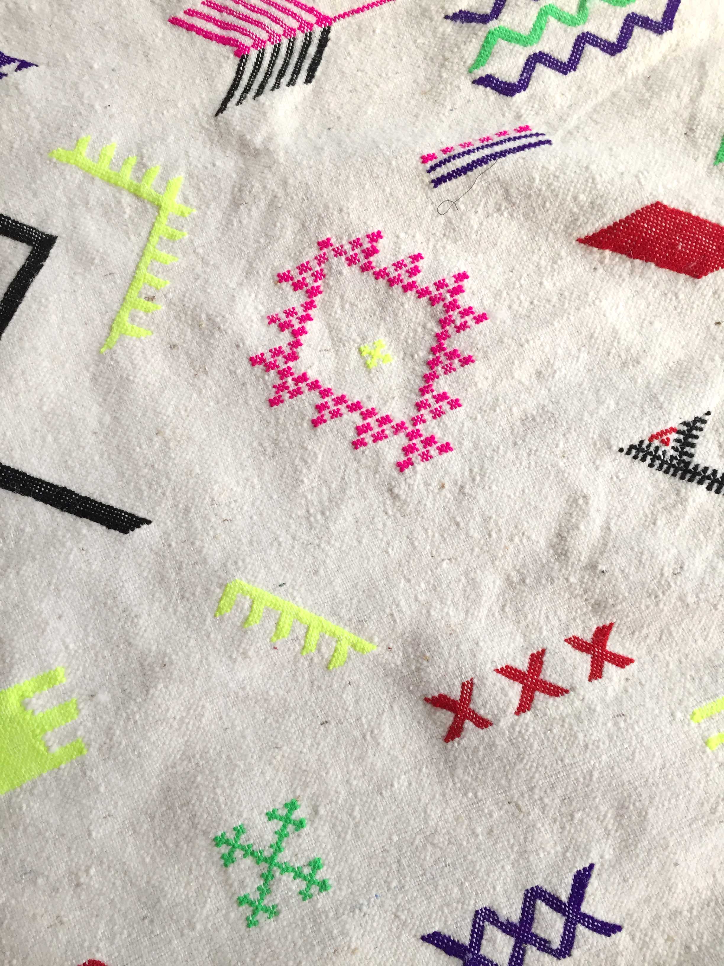 Kilim ecru carpet with colorful and fluorescent patterns 234x144cm