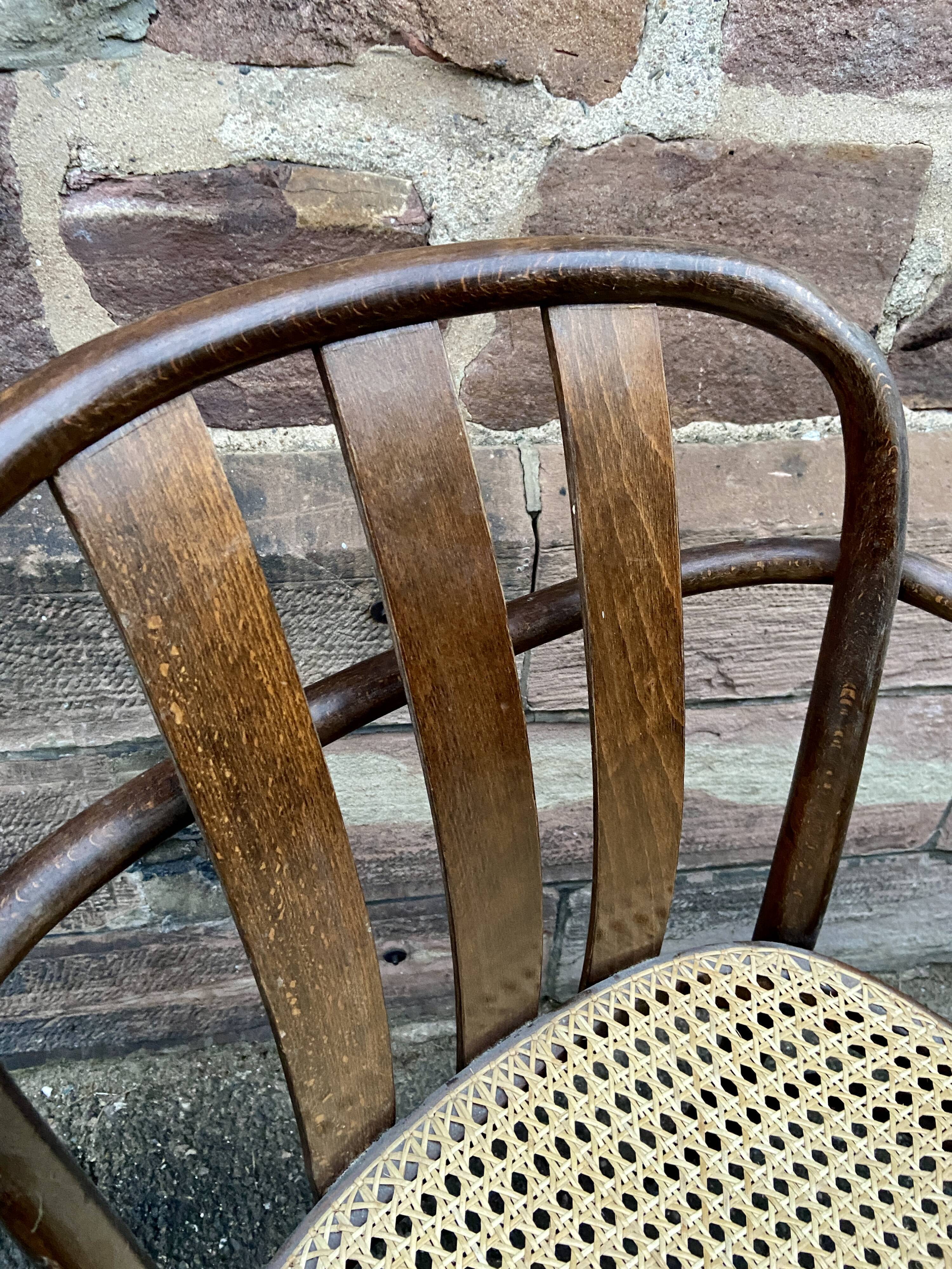 Fauteuil bois courbé viennois