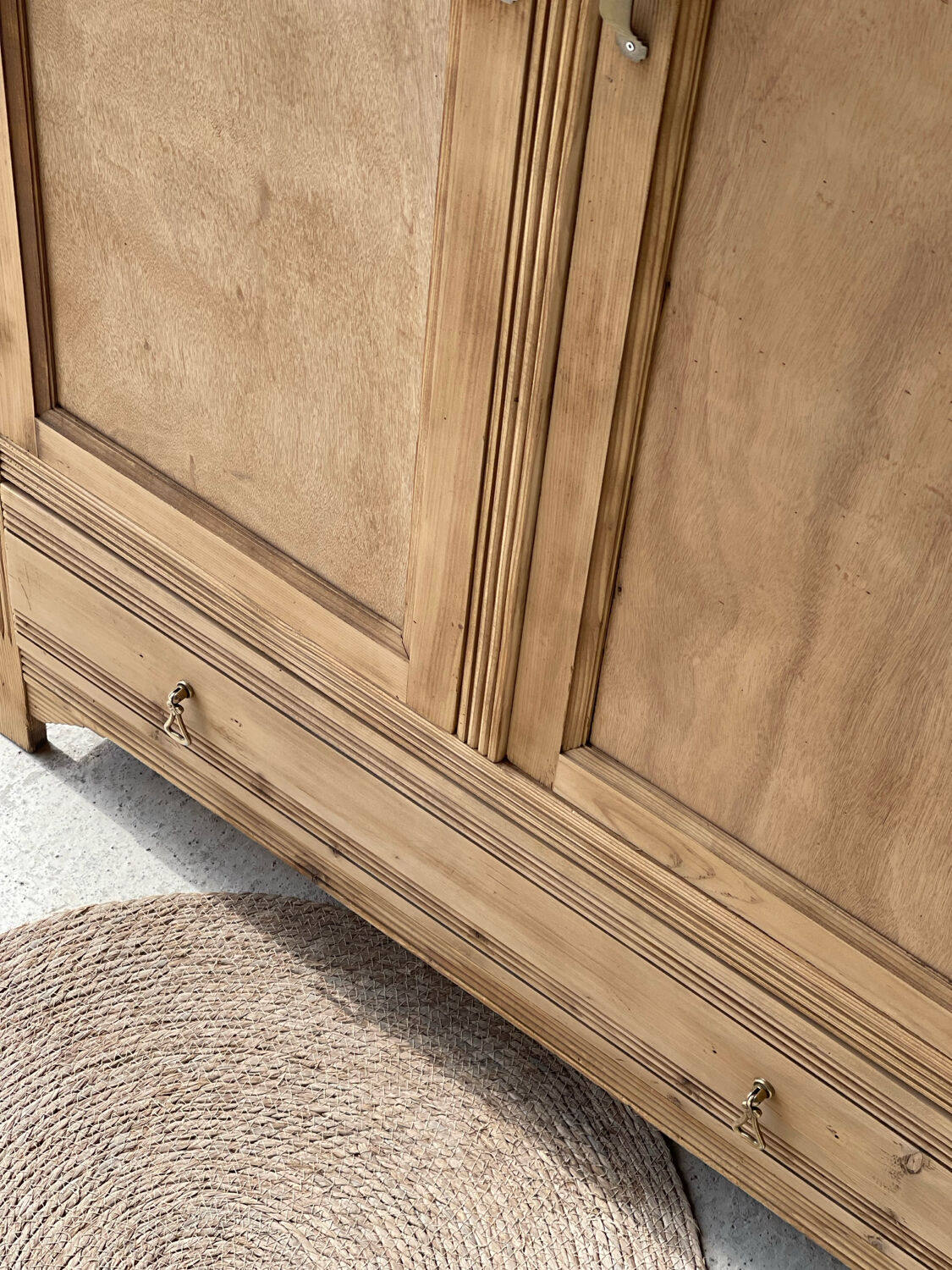 Art Deco wooden wardrobe